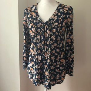 2/$5 LC Navy Blue Blouse w/ Flowers FINAL PRICE